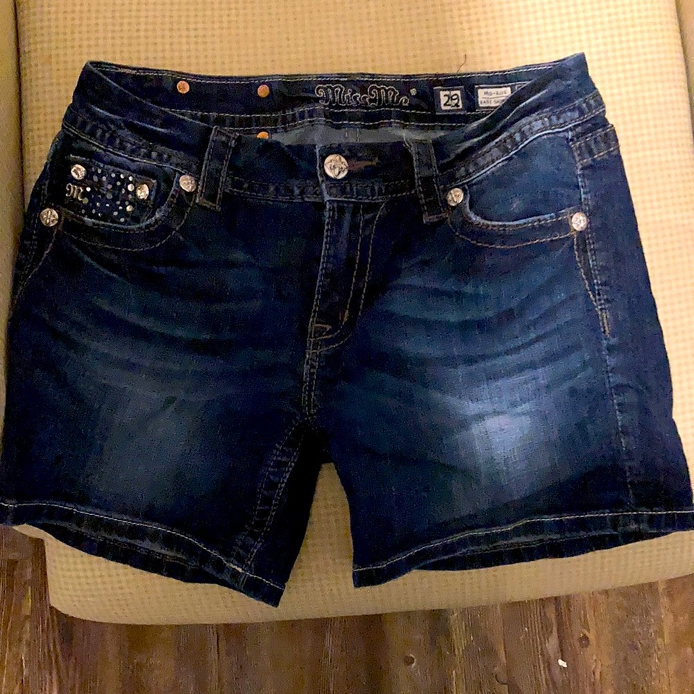 Size 29 miss me shorts